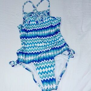 Girls one piece swimsuit